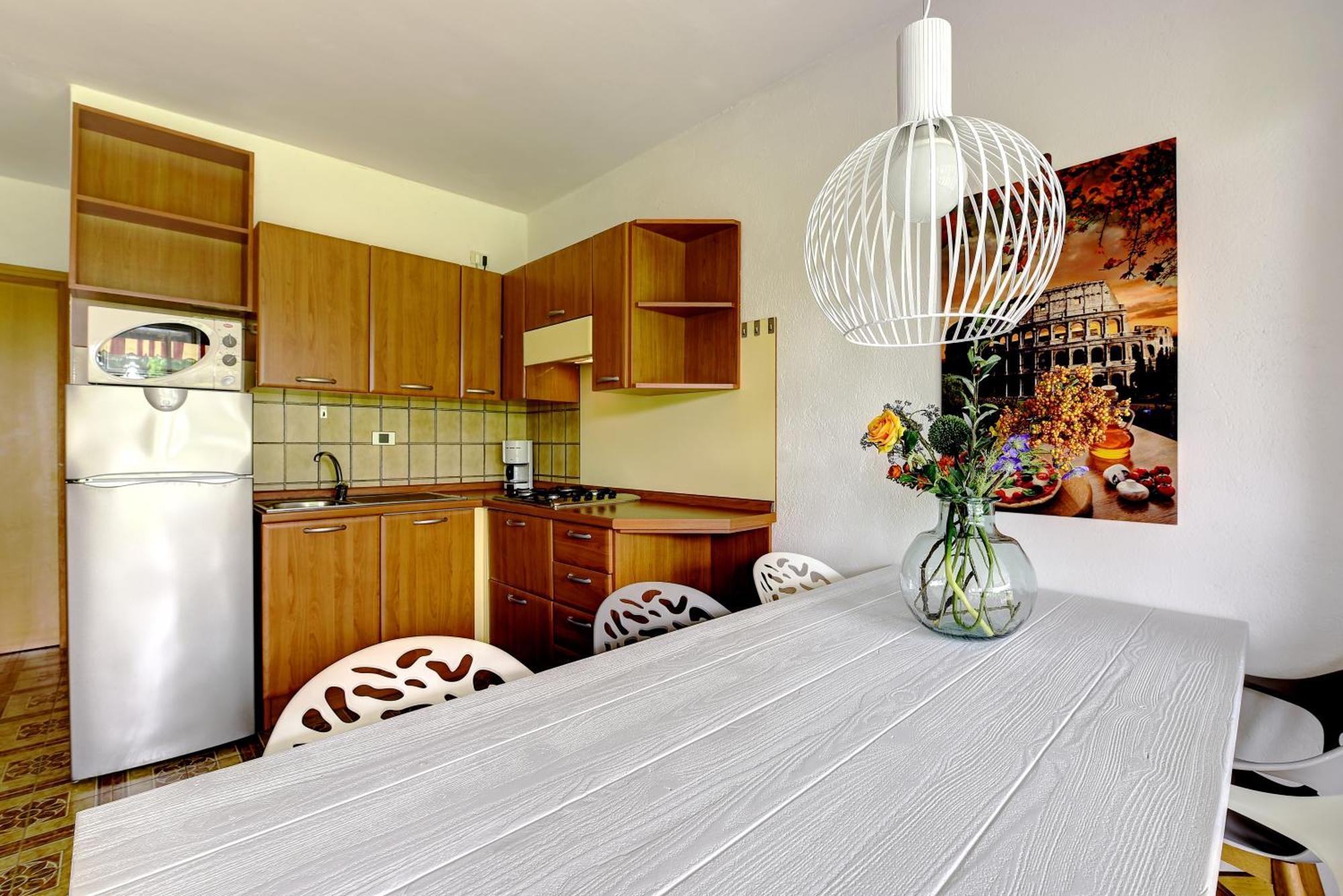 Italsol Residence Riai Moniga del Garda Room photo
