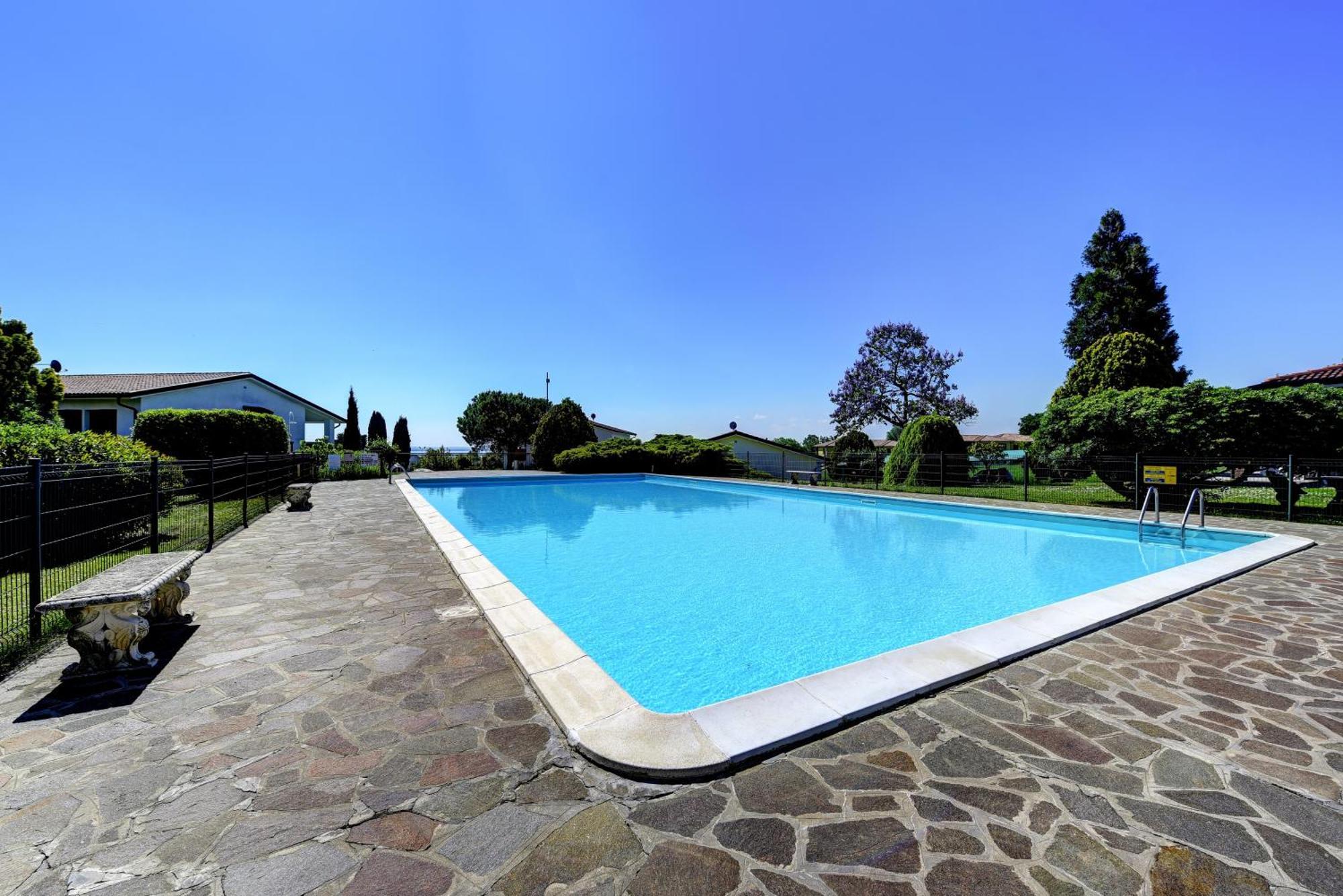 Italsol Residence Riai Moniga del Garda Room photo
