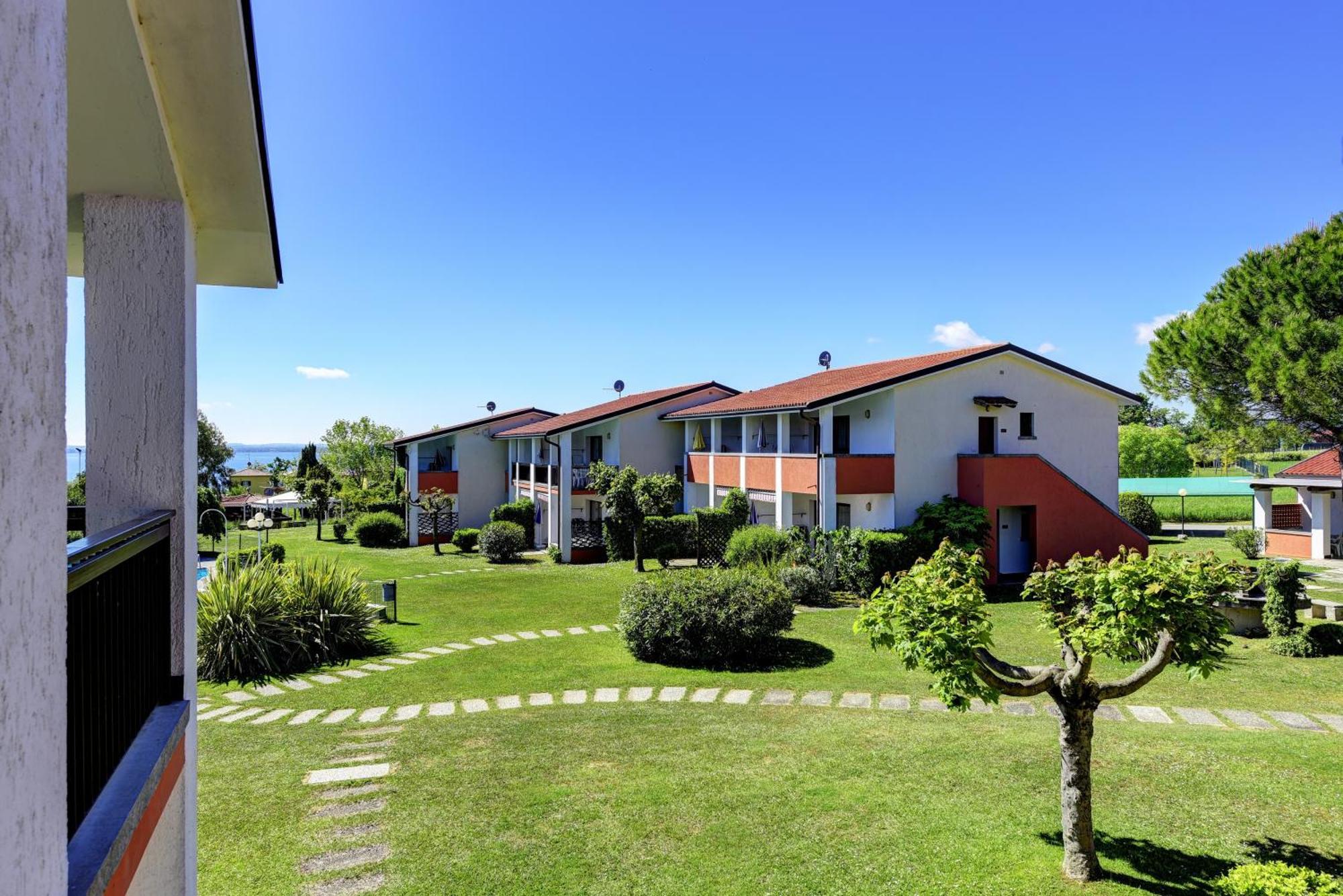 Italsol Residence Riai Moniga del Garda Room photo